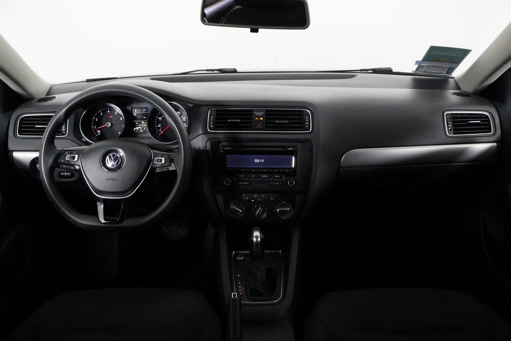 Thumbnail: 2015 Volkswagen Jetta - 8