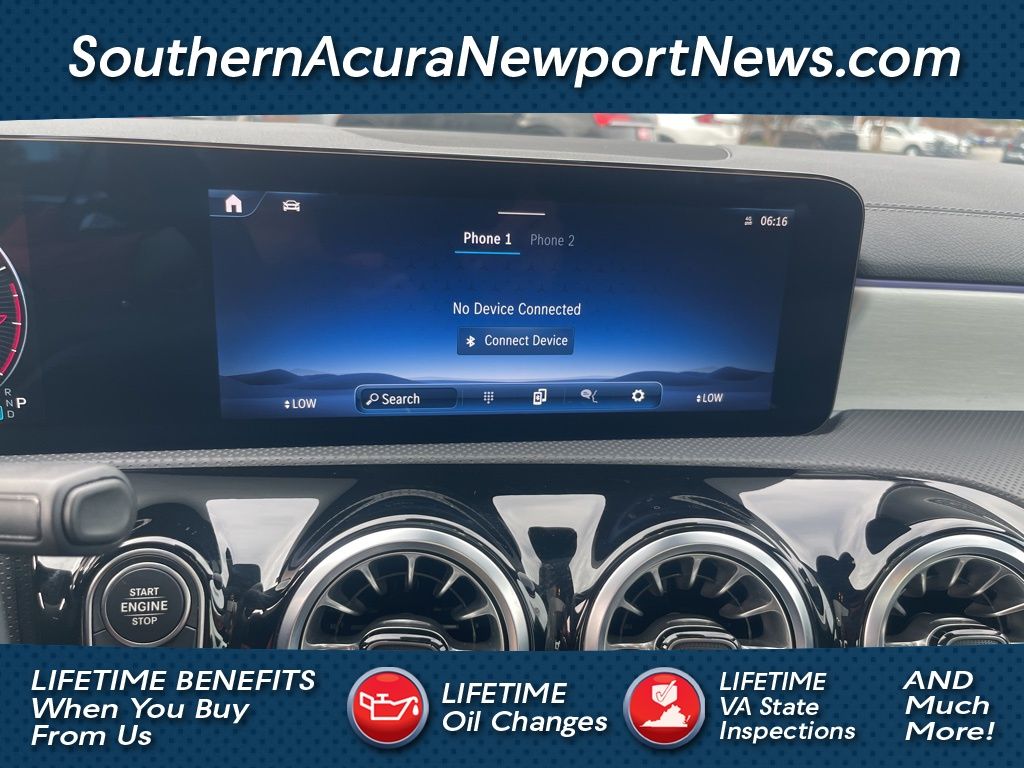 Polar White 2025 Mercedes-Benz CLA 250 4MATIC Coupe All-Wheel Drive 8-Speed Dual Clutch