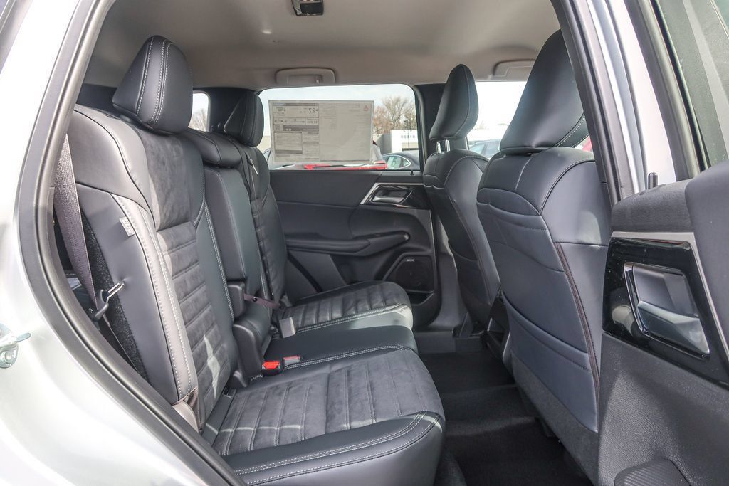 2026 Mitsubishi Outlander SE 2.5 S-AWC