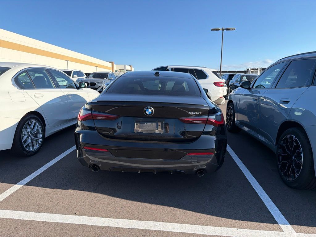 Thumbnail: 2024 BMW 4 Series - 4