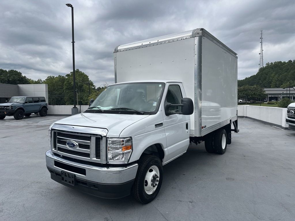 2025 Ford E-350SD Base 3