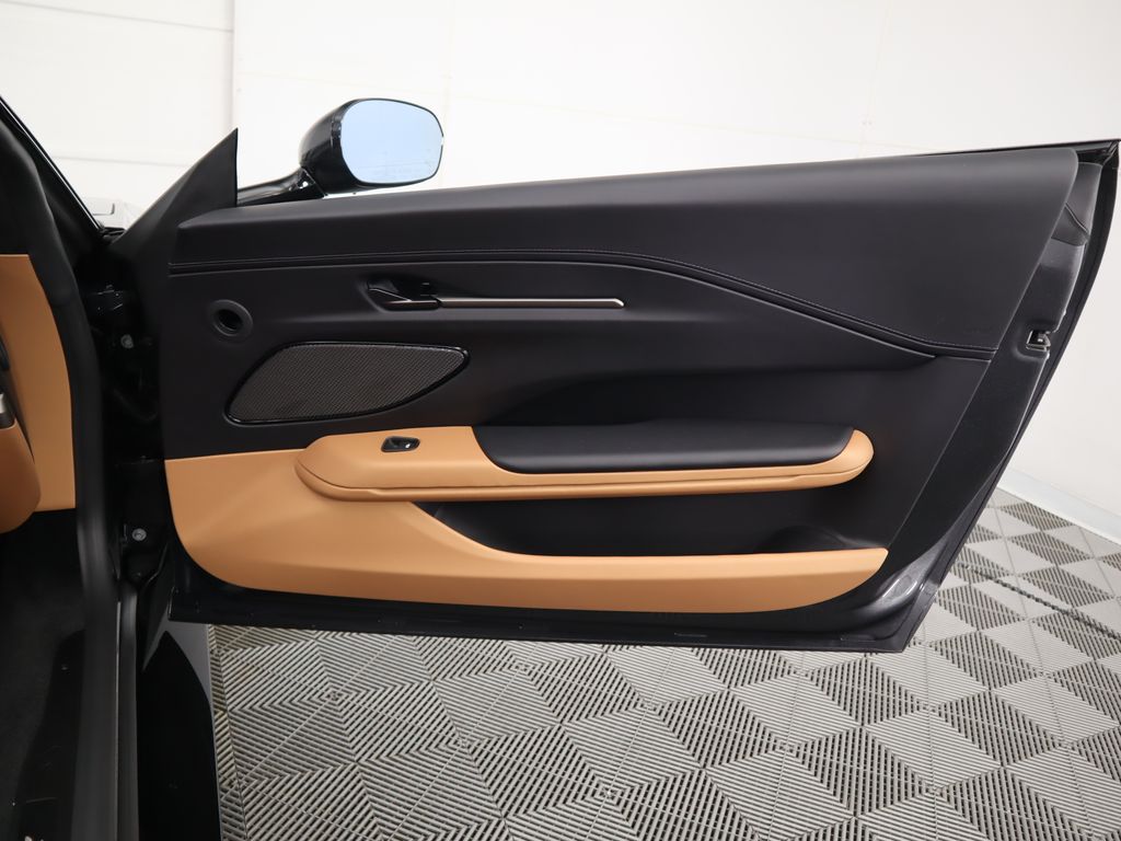 Thumbnail: 2026 Aston Martin Vantage - 31