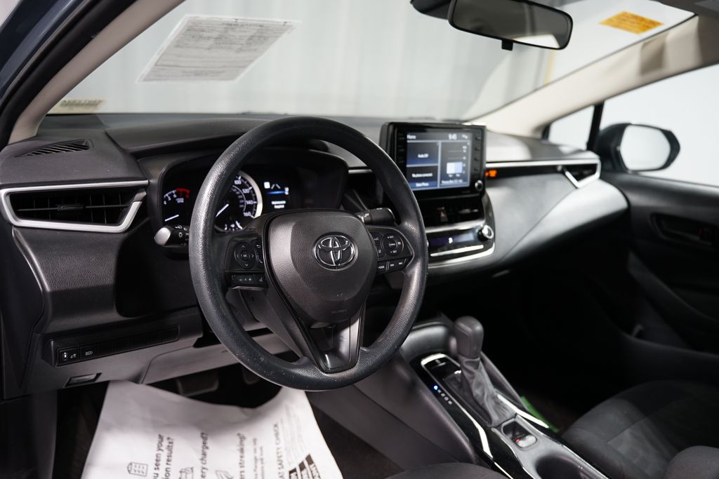 2022 Toyota Corolla LE 7