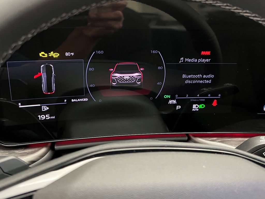 Thumbnail: 2025 Audi Q5 - 24