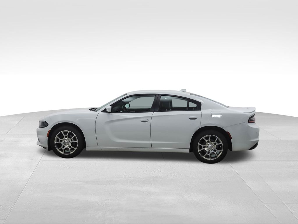 2016 Dodge Charger SXT 2