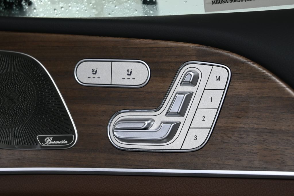 Thumbnail: 2026 Mercedes-Benz GLE - 23