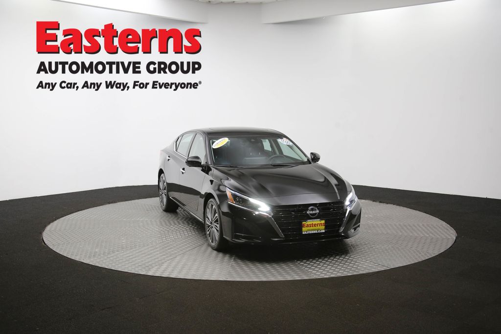 Used 2023 Black Nissan 2.5 SL image 50