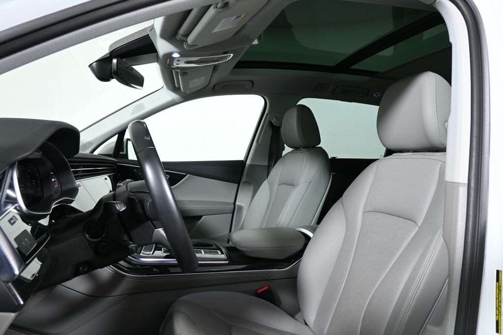 Thumbnail: 2022 Audi Q7 - 5