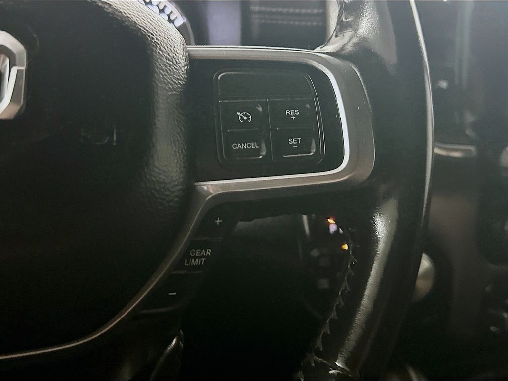 Used 2020 Red Ram Laramie image 27