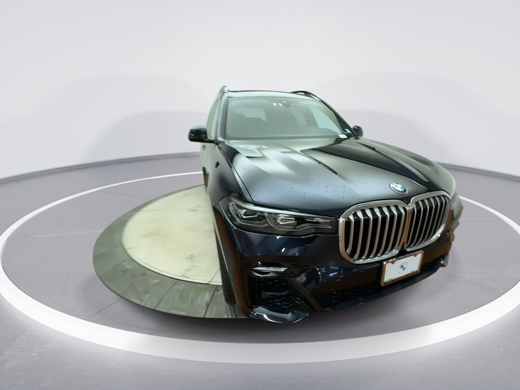 2022 BMW X7 xDrive40i 3