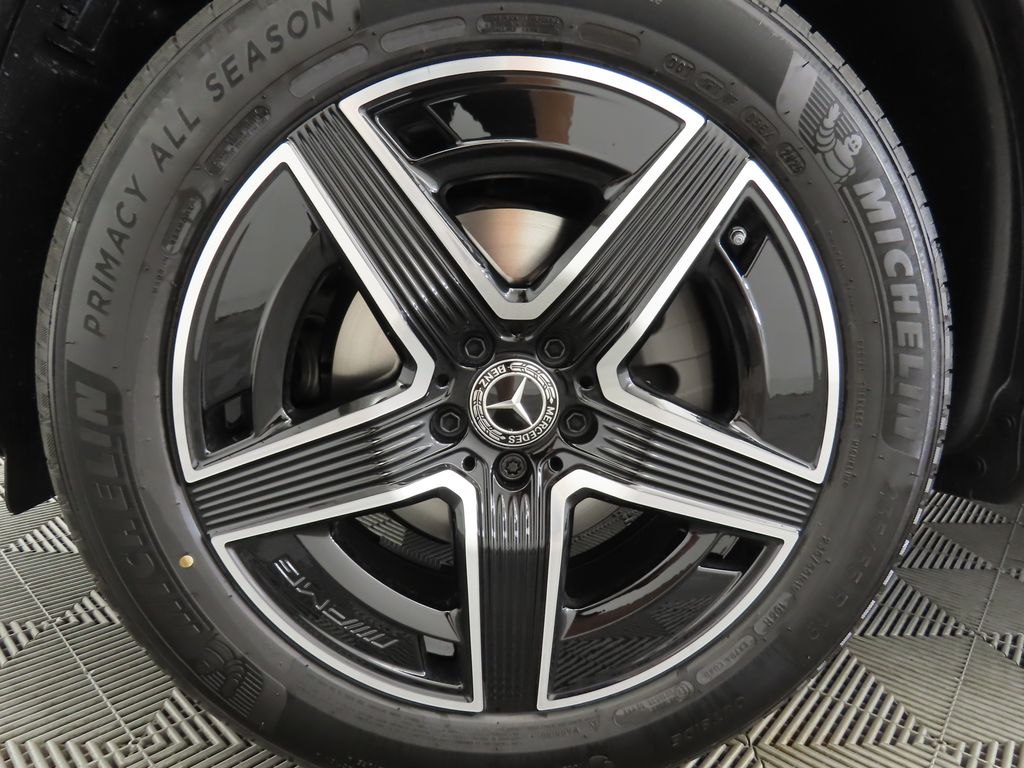 Thumbnail: 2026 Mercedes-Benz GLC - 30