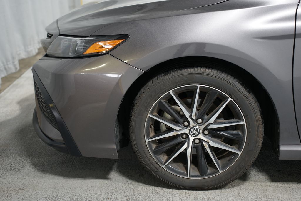 2023 Toyota Camry SE 5
