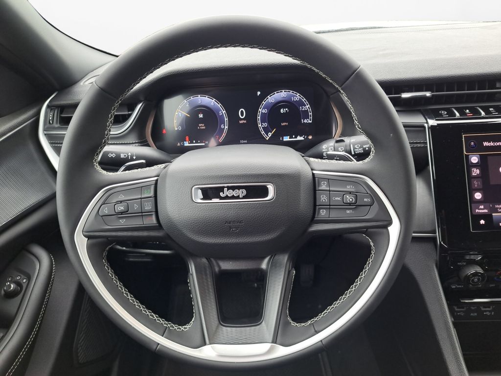 New Car 2025 Jeep Grand Cherokee  Laredo X For Sale Under $35,000 In Austin, Texas