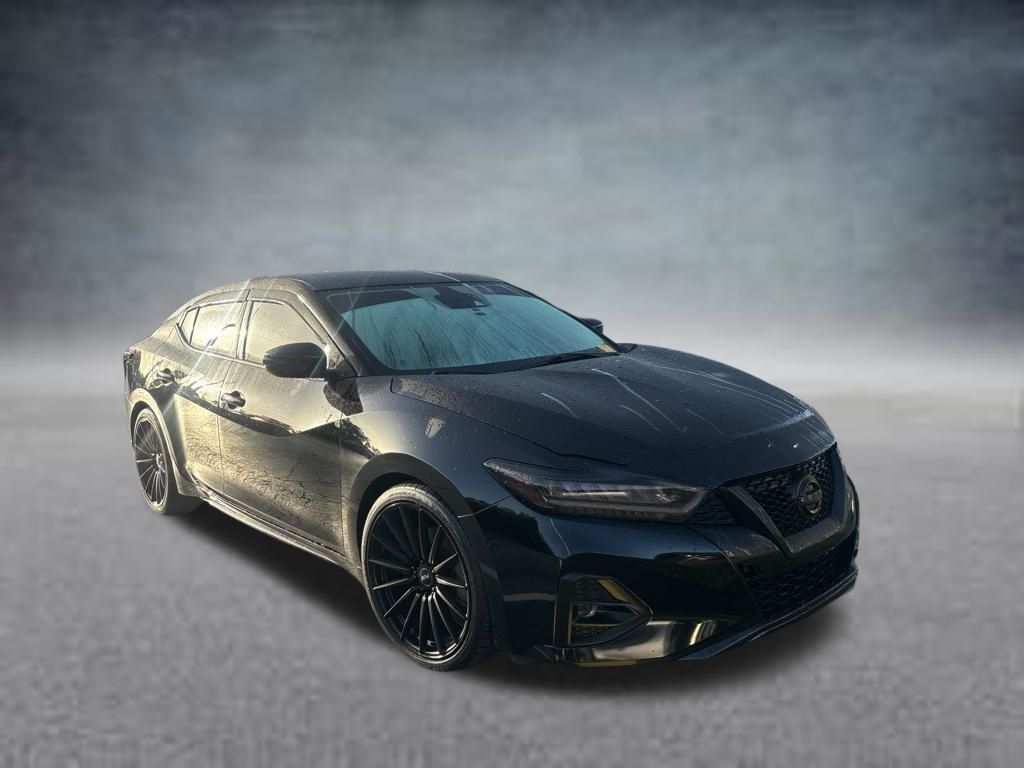 Used 2023 Black Nissan SV image 15