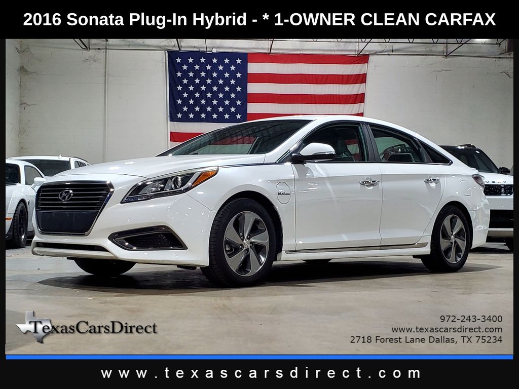 Diamond White Pearl 2016 Hyundai Sonata Plug-In Hybrid Sedan Front-Wheel Drive 6-Speed Automatic