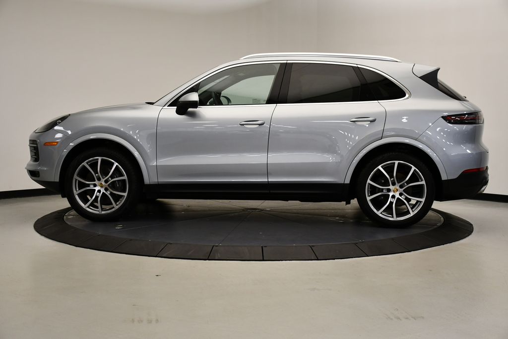 2023 Porsche Cayenne  2