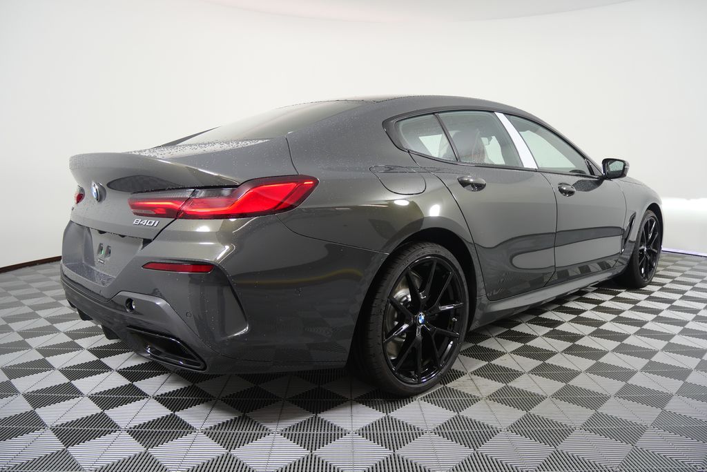 Thumbnail: 2026 BMW 8 Series - 3