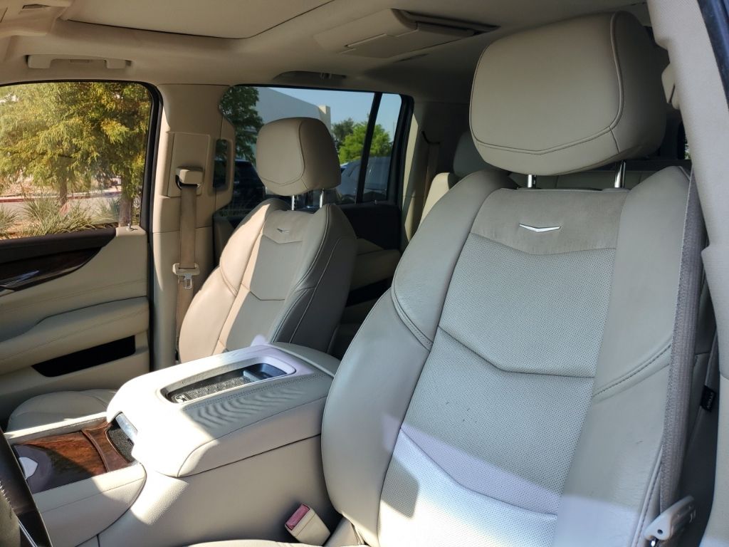 2016 Cadillac Escalade Esv  Utility Luxury Rear Wheel Drive In Austin, Texas