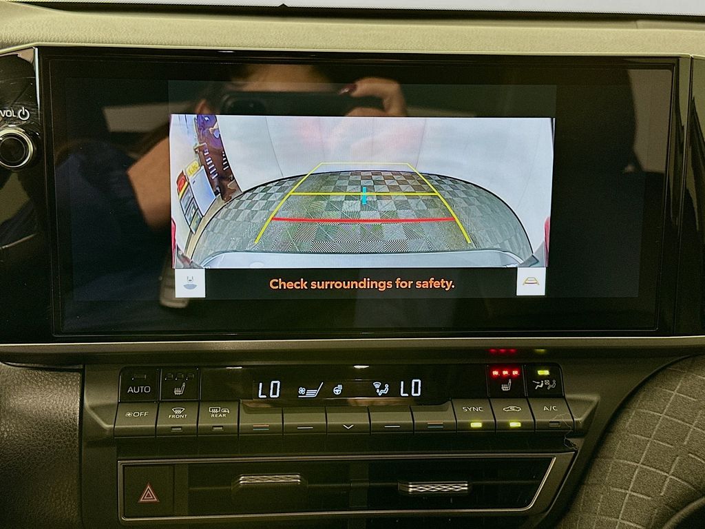 Thumbnail: 2025 Toyota Camry - 14