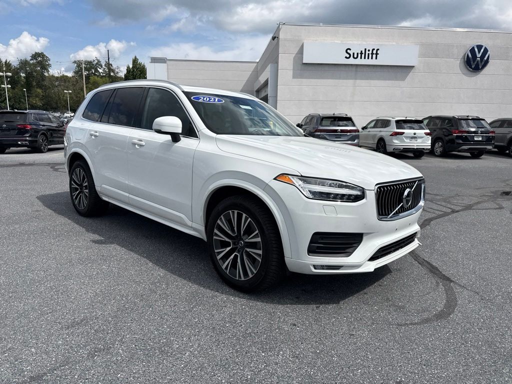 2021 Volvo XC90 T6 Momentum White at Subaru and VW of Moon Township