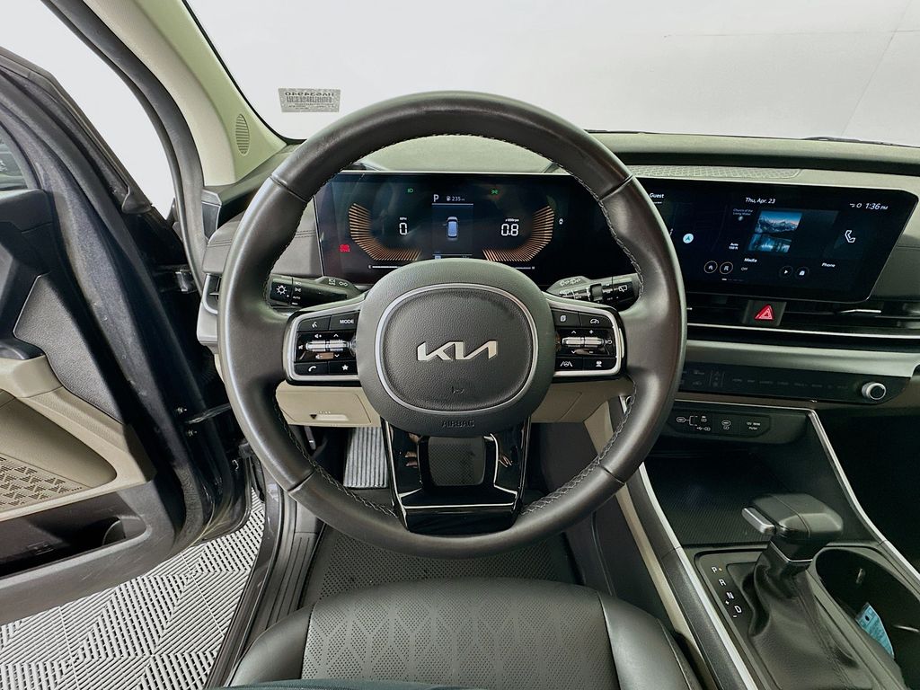 Thumbnail: 2025 Kia Carnival - 11