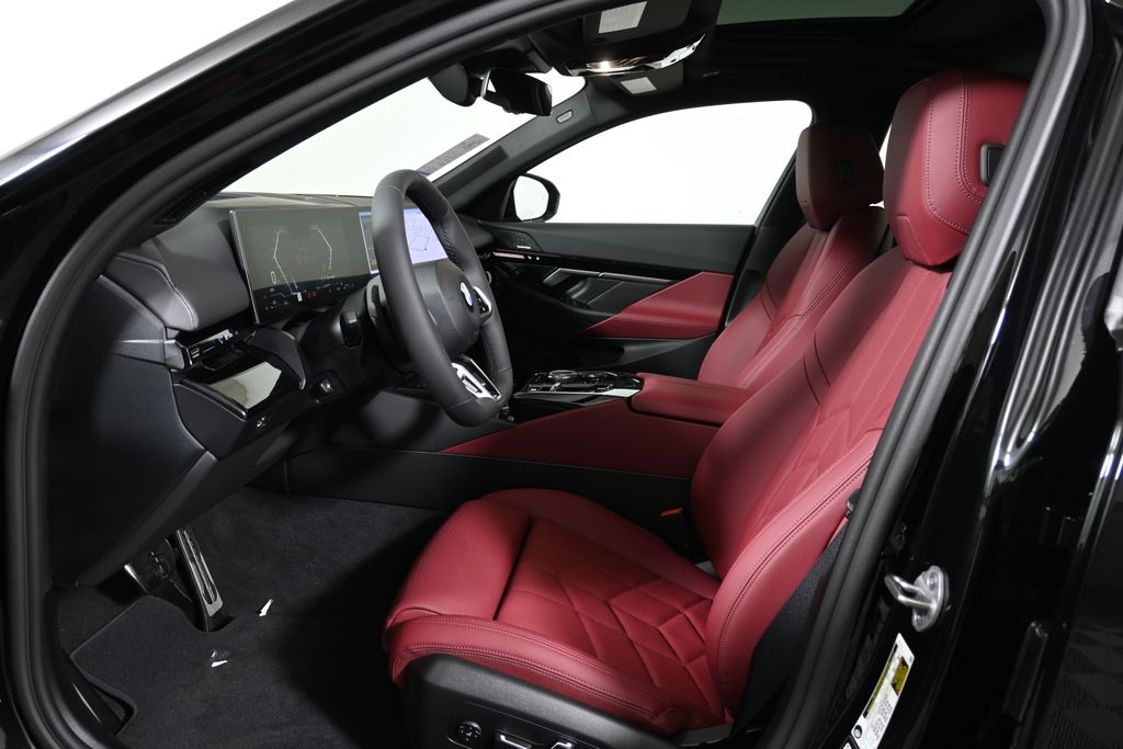 Thumbnail: 2026 BMW 5 Series - 3