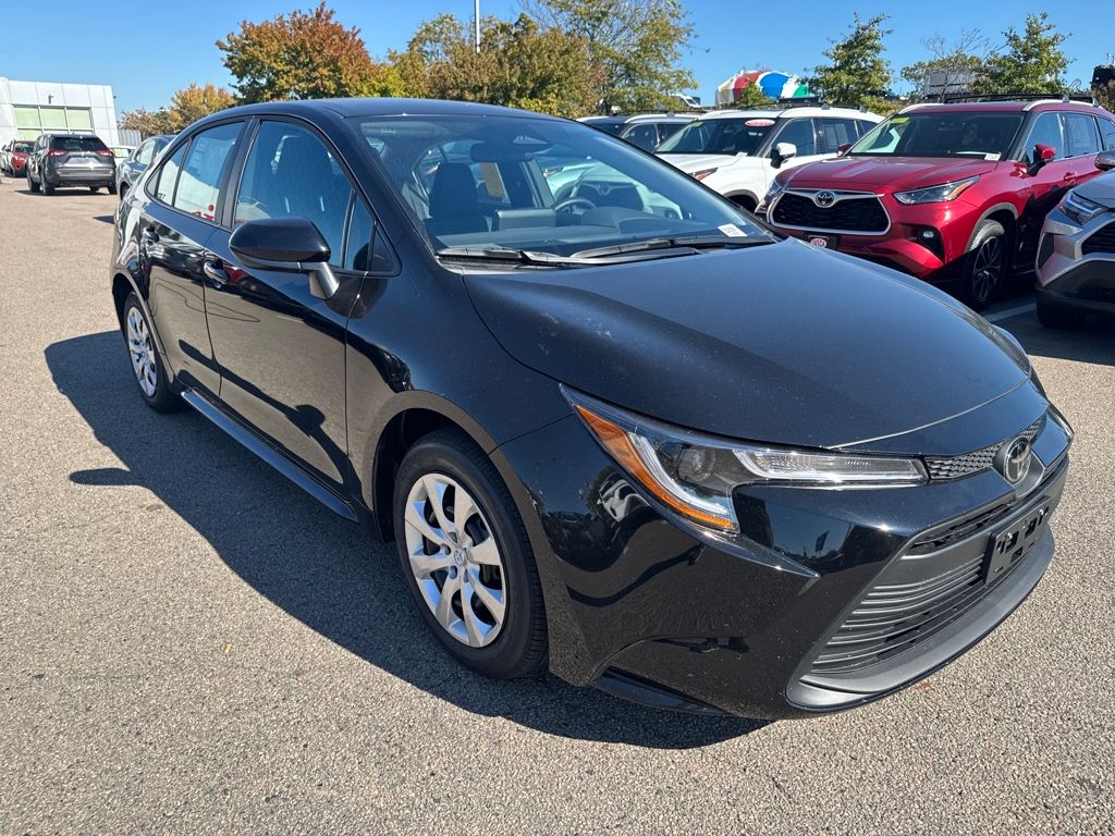 2026 Toyota Corolla LE photo 9