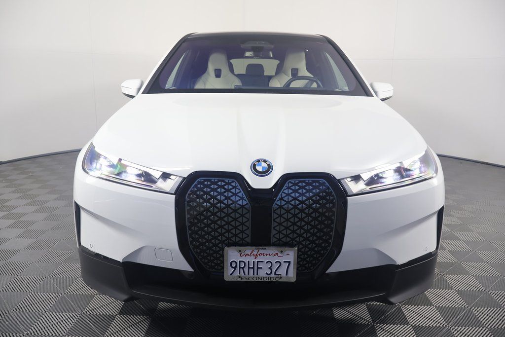 Thumbnail: 2025 BMW iX - 2