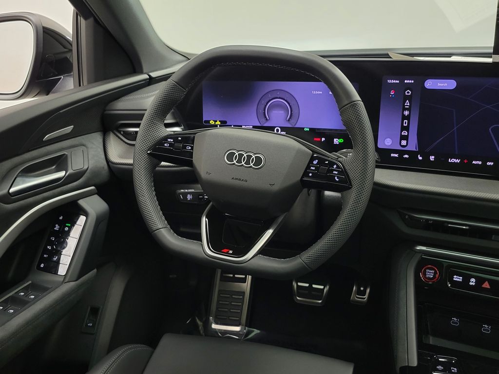 Thumbnail: 2026 Audi SQ5 - 19