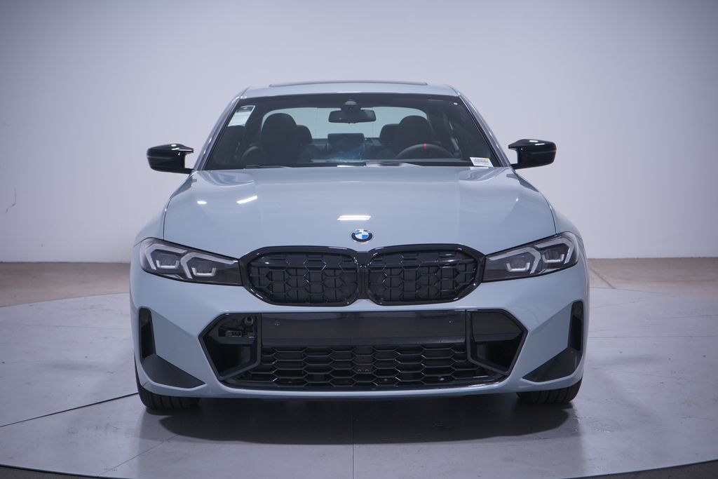 Thumbnail: 2026 BMW 3 Series - 4