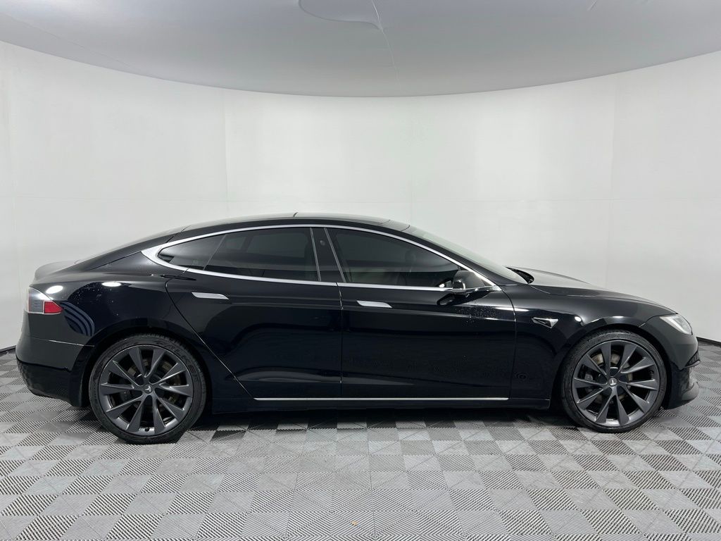 Thumbnail: 2019 Tesla Model S - 4