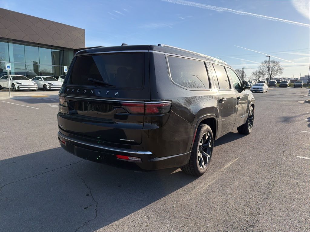 2023 Jeep Wagoneer L