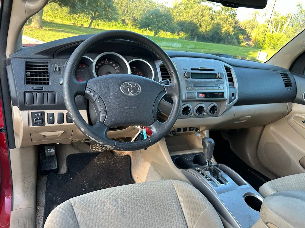 Thumbnail: 2010 Toyota Tacoma - 11