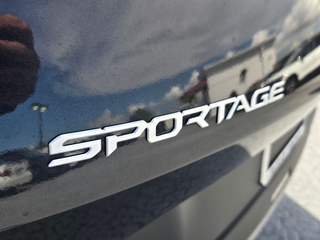 2027 Kia Sportage - $32,755