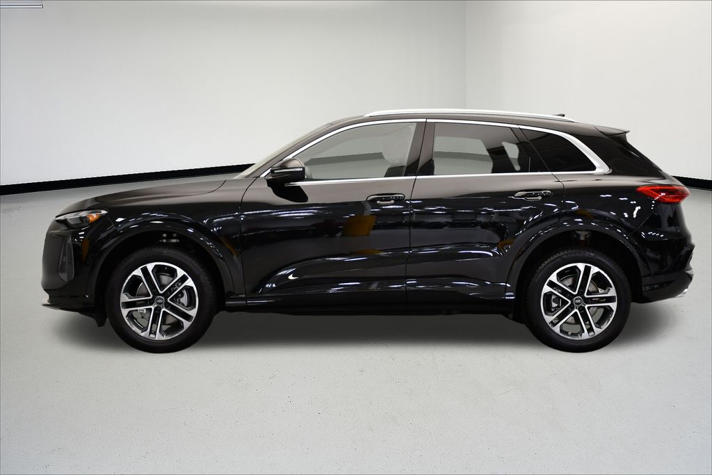 Thumbnail: 2025 Audi Q5 - 2