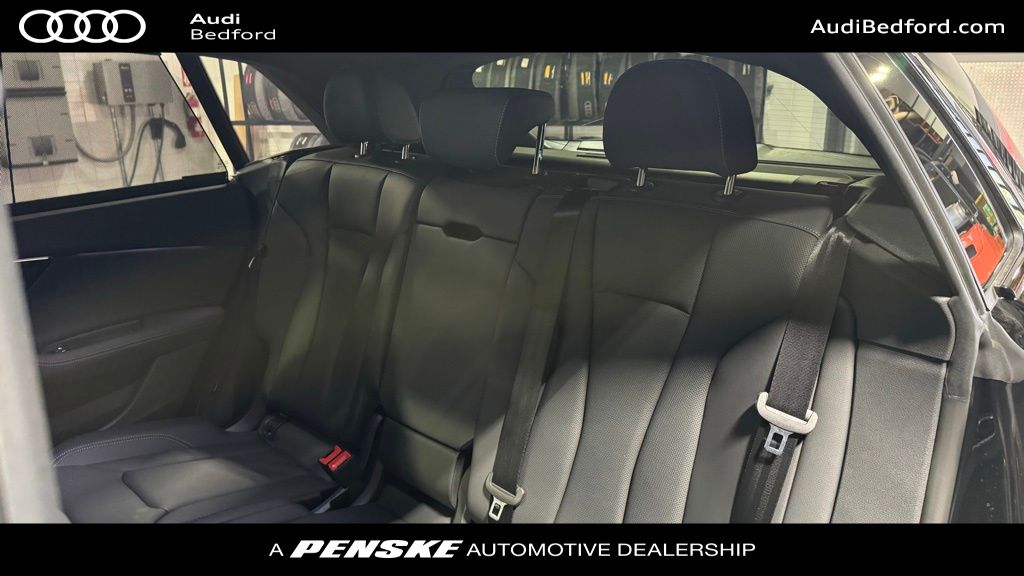 Thumbnail: 2026 Audi Q8 - 21