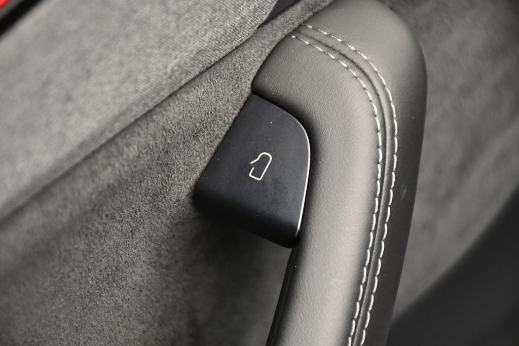 Thumbnail: 2026 Tesla Model Y - 27