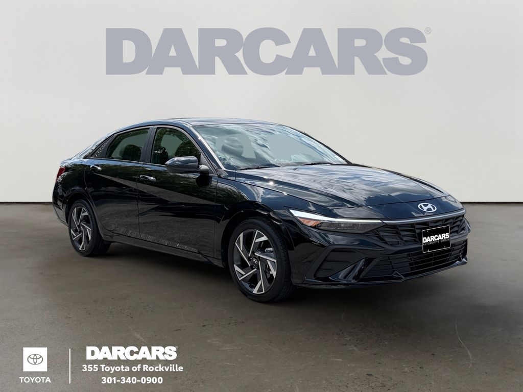  2025 Hyundai Elantra SEL Sport FWD   