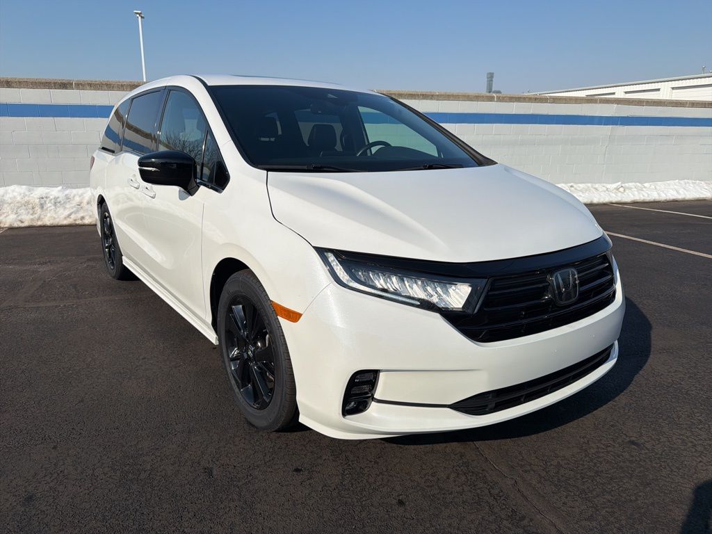 Thumbnail: 2023 Honda Odyssey - 7