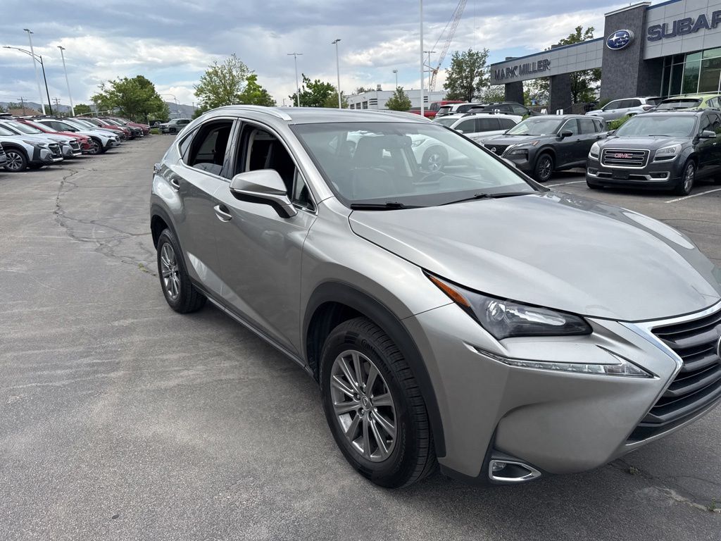 2017 Lexus NX 350's photo
