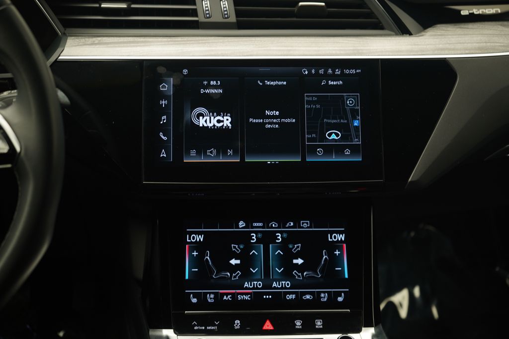 Thumbnail: 2024 Audi Q8 e-tron - 11