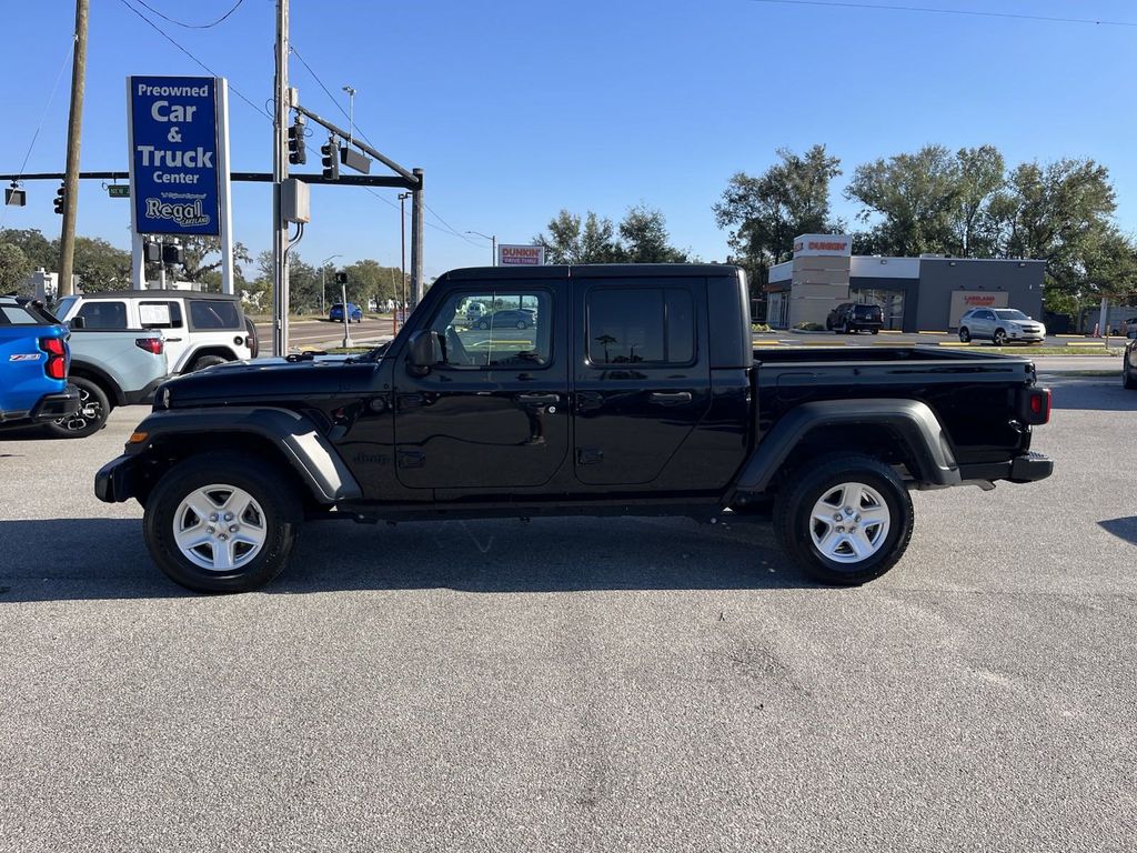 2023 Jeep Gladiator Sport 6