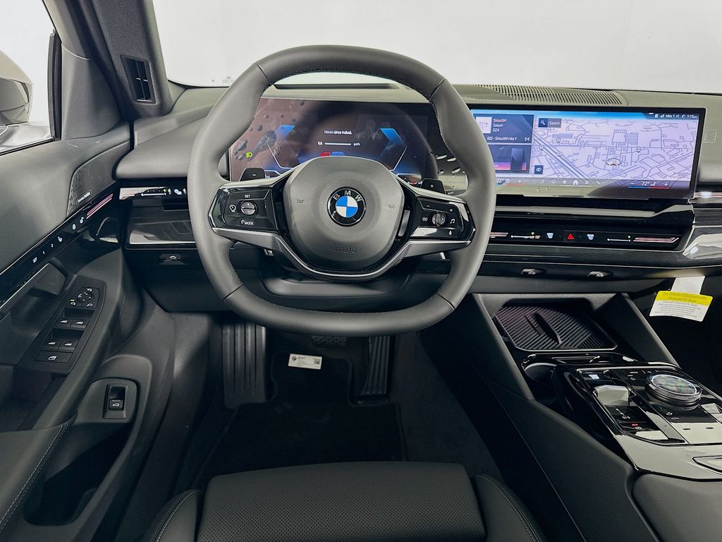 2024 BMW 5 Series 530i 19