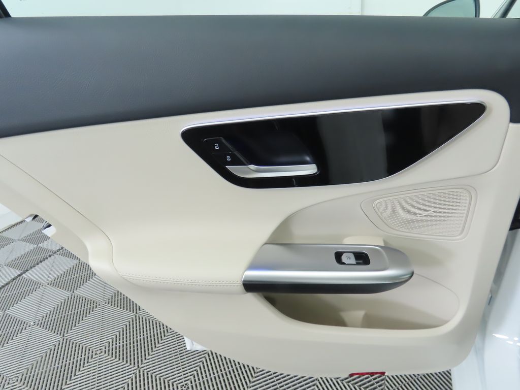 Thumbnail: 2025 Mercedes-Benz C-Class - 27