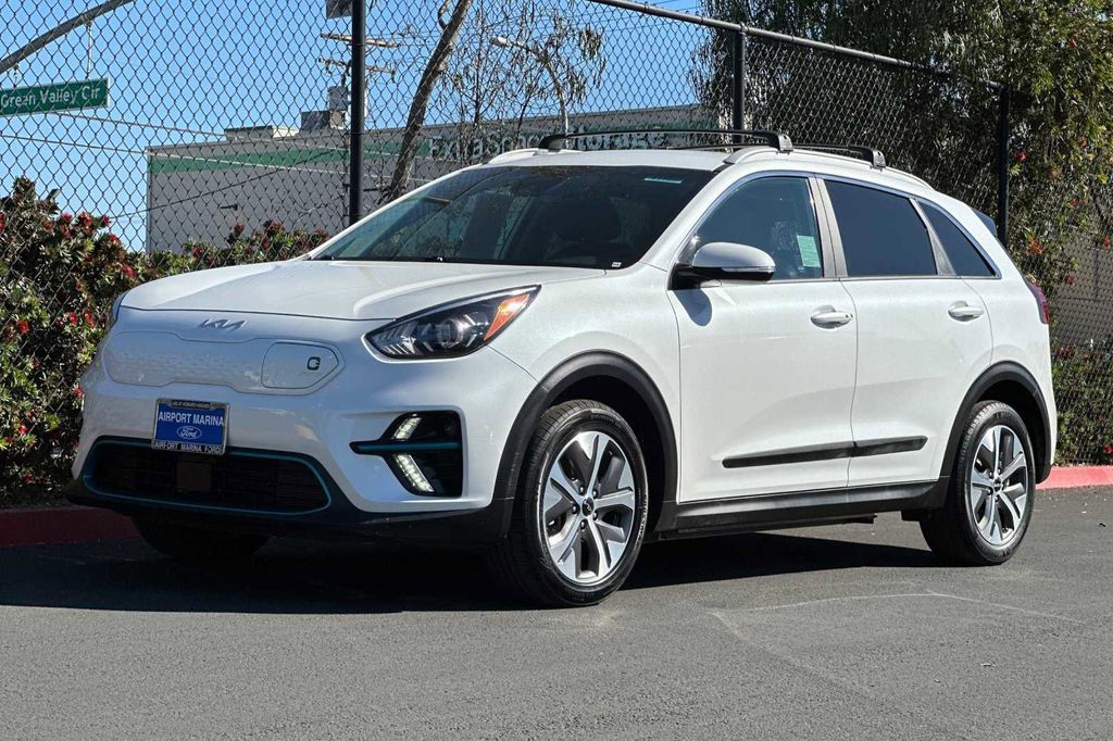 2022 Kia Niro EV EX 10