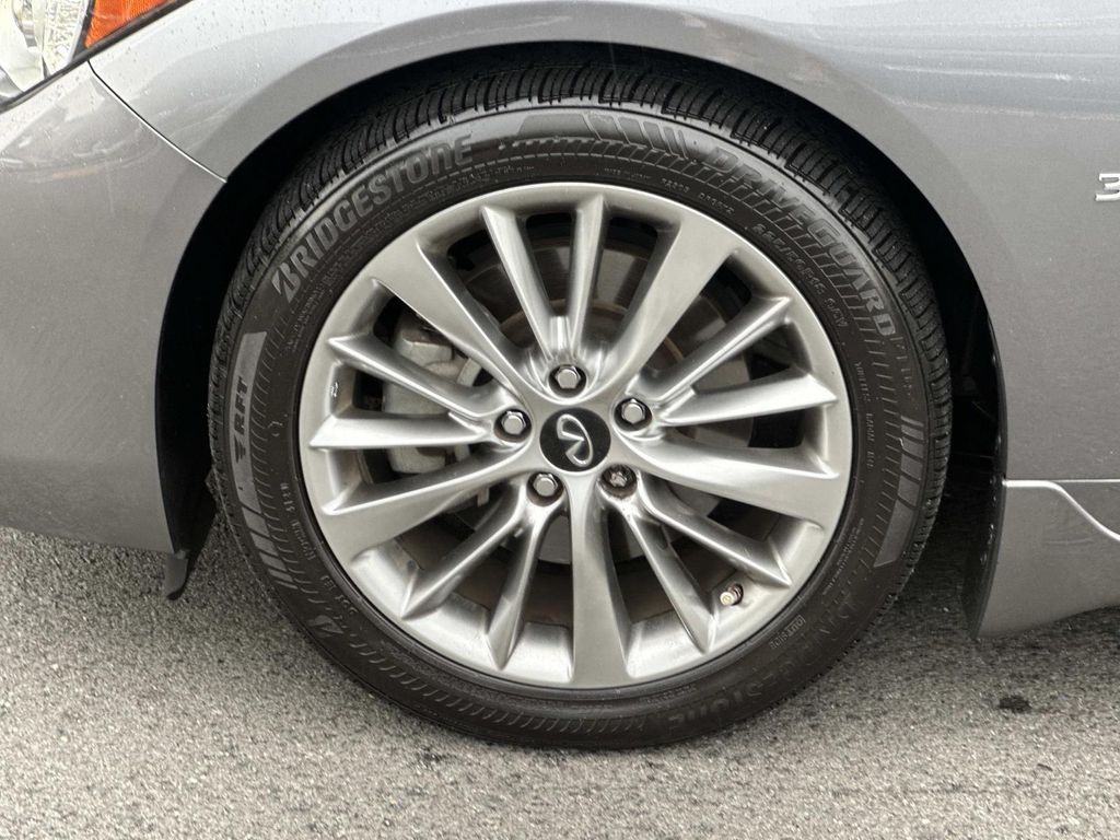 Thumbnail: 2020 INFINITI Q50 - 9