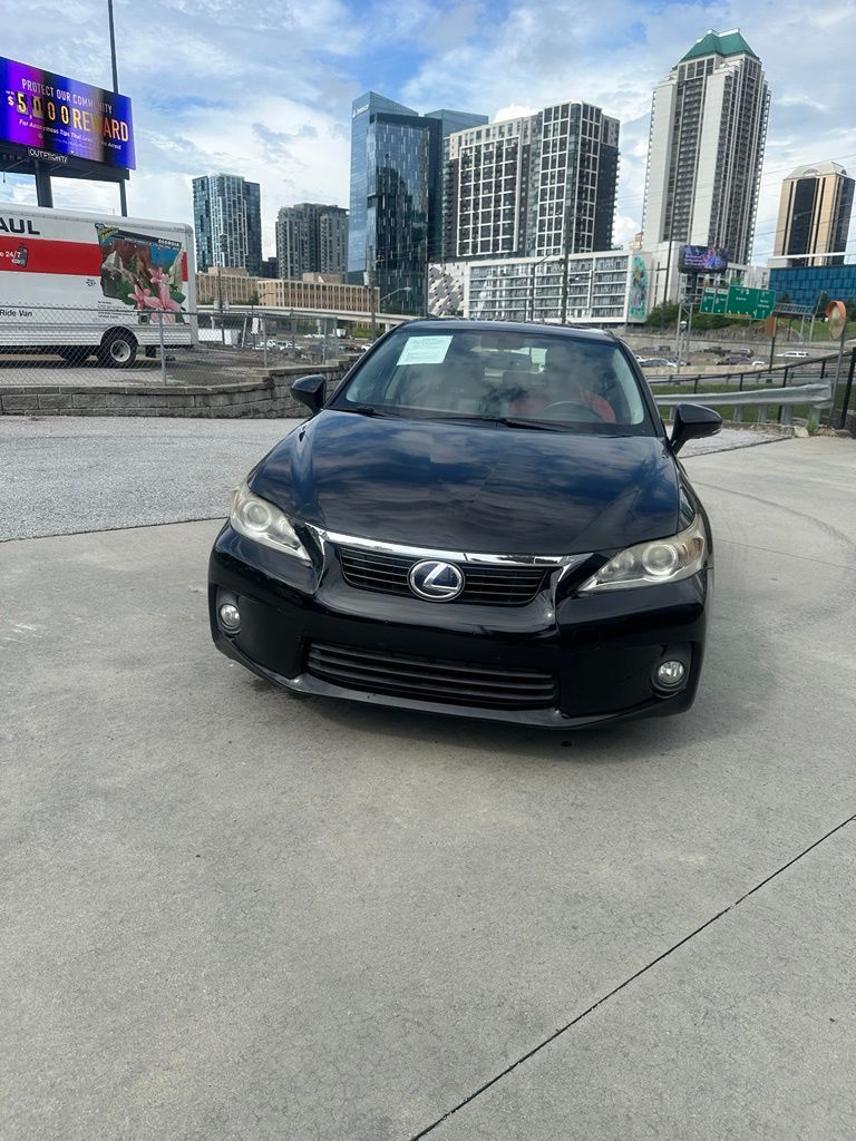  2013 Lexus CT Hybrid 200h FWD   
