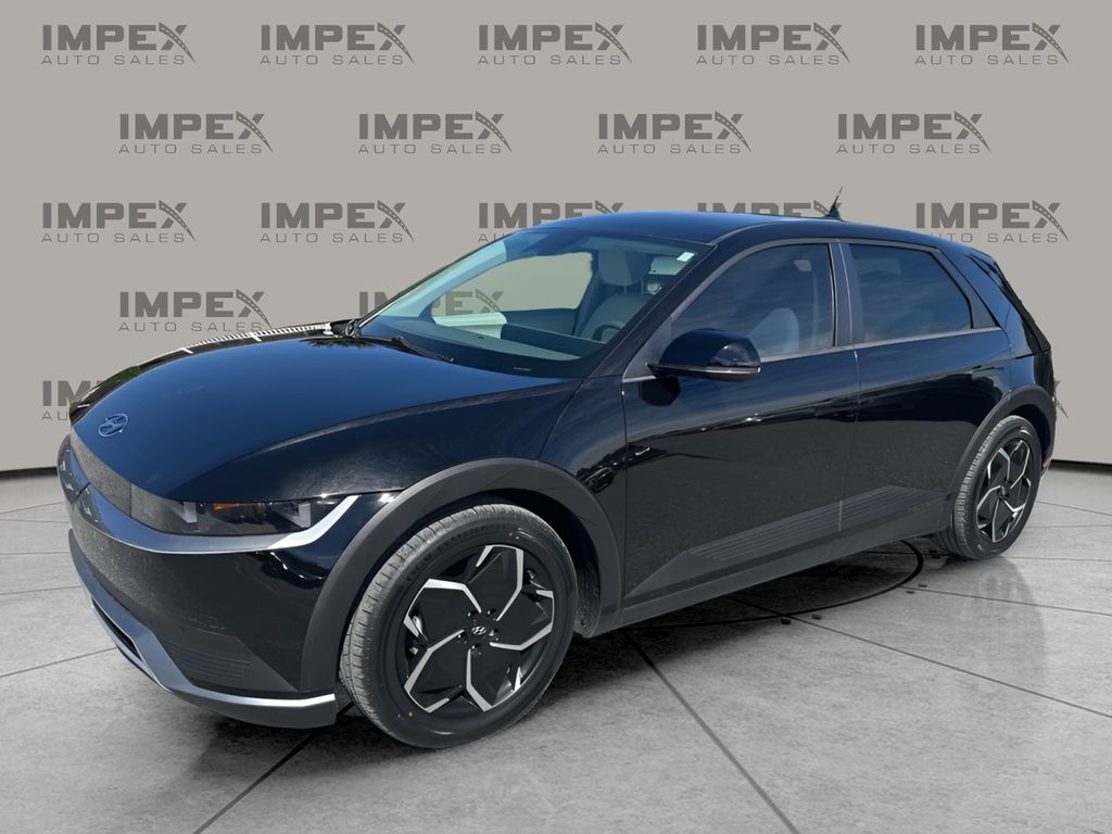 2022 Hyundai IONIQ 5 SEL's photo