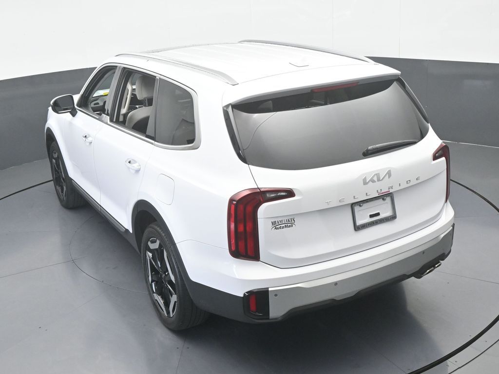 Used 2024 Glacial White Pearl Kia S image 49