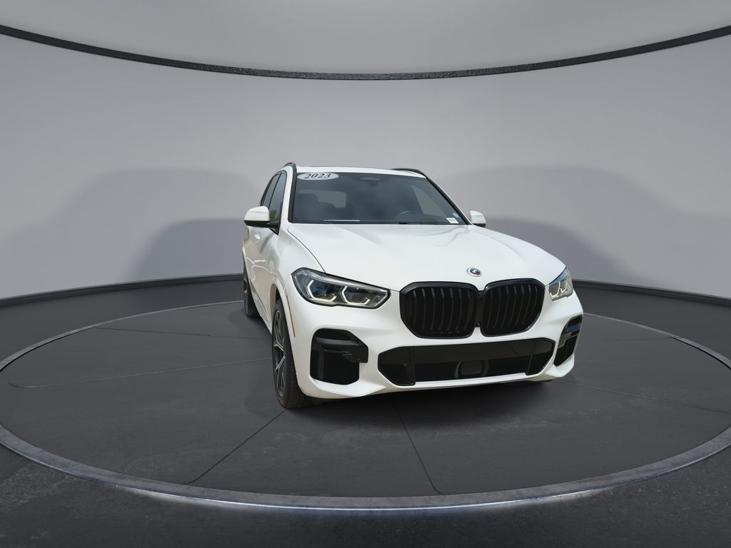 Thumbnail: 2023 BMW X5 - 3